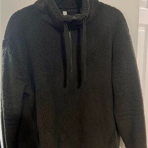 Athleta women’s cozy fleece pullover